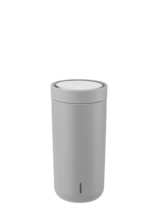 Stelton To-Go Click vakuumisoleret kop 0,4 L (lysegrå) i gruppen SPORT, FRITID & HOBBY / Friluftsliv / Termokander & vandflasker hos TP E-commerce Nordic AB (D22571)