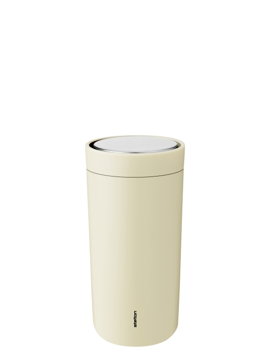 Stelton To-Go Click vakuumisoleret kop 0,4 L (Mellow Yellow) i gruppen SPORT, FRITID & HOBBY / Friluftsliv / Termokander & vandflasker hos TP E-commerce Nordic AB (D22574)