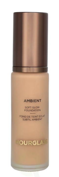 Hourglass Ambient Soft Glow Foundation 30 ml #4,5 i gruppen SKØNHED & HELSE / Makeup / Makeup ansigt / Foundation hos TP E-commerce Nordic AB (D25301)