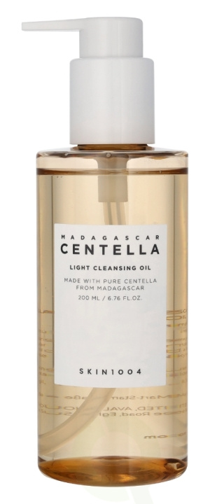 SKIN1004 Madagascar Centella Light Cleansing Oil 200 ml i gruppen SKØNHED & HELSE / Hudpleje / Ansigt / Rengøring hos TP E-commerce Nordic AB (D25395)