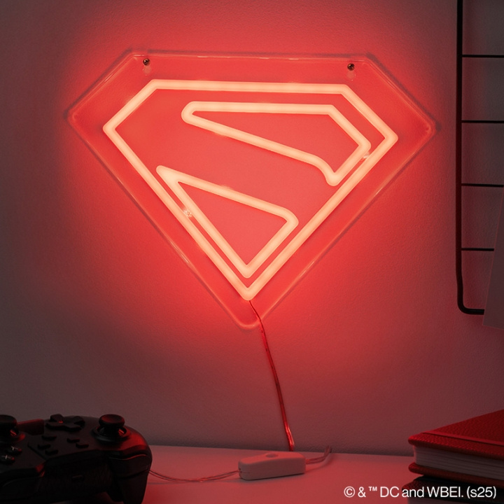 Paladone Superman LED-neonlys til vægmontering i gruppen HJEMMEELEKTRONIK / Lys / Væglamper hos TP E-commerce Nordic AB (D28845)