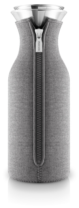 Eva Solo Køleskabskaraffel - vævet mørkegrå (567973) i gruppen HJEM, HUS & HAVE / Køkkenredskaber / Vin & Drink Tilbehør hos TP E-commerce Nordic AB (D28883)