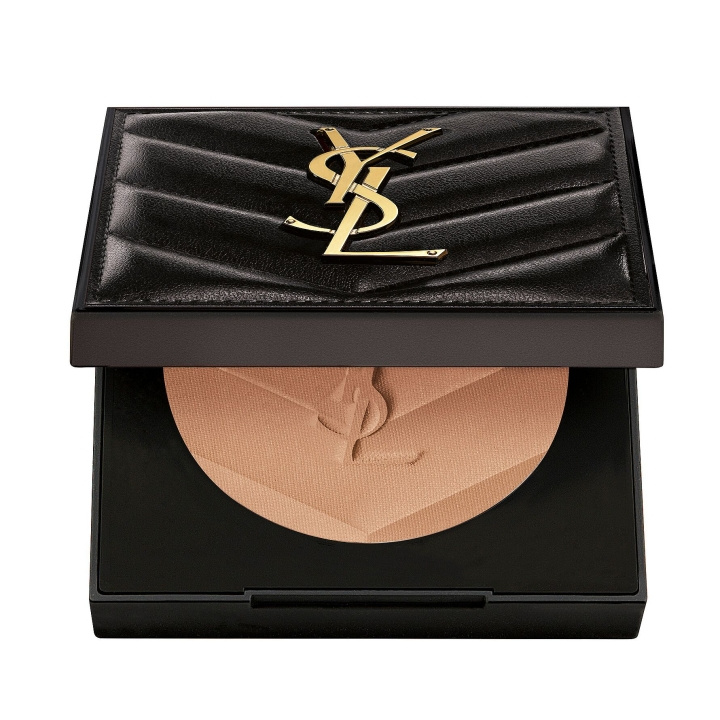 Yves Saint Laurent All Hours Hyper Finish 02 i gruppen SKØNHED & HELSE / Makeup / Makeup ansigt / Contour/Highlight hos TP E-commerce Nordic AB (D29345)