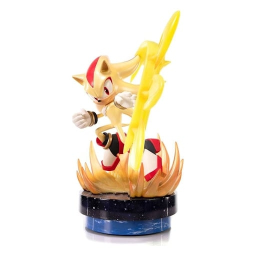 First4Figures - Sonic The Hedgehog (Super Shadow) RESIN Statue i gruppen LEGETØJ, BØRN & BABY / Legetøj / Figurer, miniaturer og tilbehør hos TP E-commerce Nordic AB (D30977)