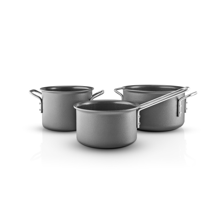 Eva Trio Grey Line kogegrejssæt - Grå - 1,8 L - 2,5 L - 3,8 L i gruppen HJEM, HUS & HAVE / Køkkenredskaber / Gryder og kasseroller hos TP E-commerce Nordic AB (D31068)