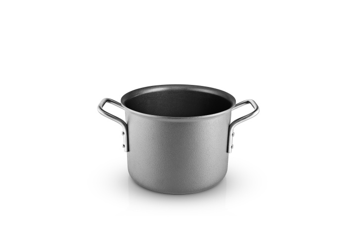 Eva Trio Grey Line Gryde - Grå - 2,5 L - 16 cm i gruppen HJEM, HUS & HAVE / Køkkenredskaber / Gryder og kasseroller hos TP E-commerce Nordic AB (D31127)