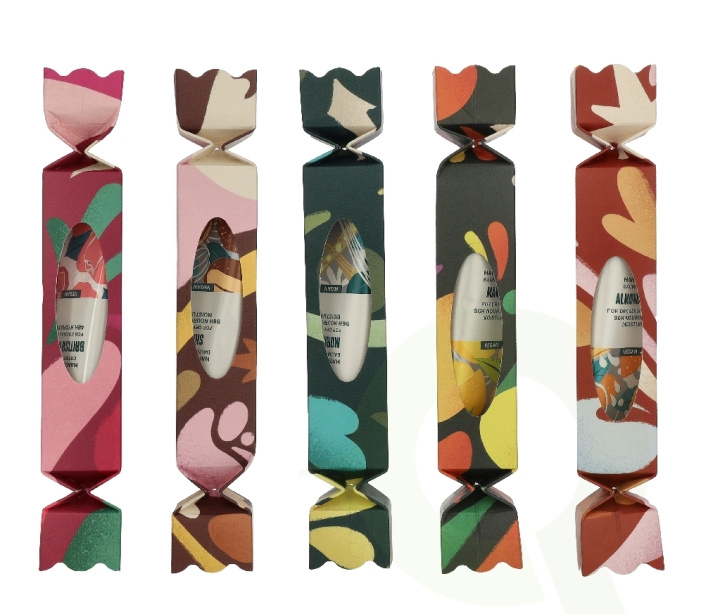 The Body Shop G3 Collection Hand Trio Set 160 ml Hand Creams 30ml/Hand Balm 30ml/Hand Soap 100g i gruppen SKØNHED & HELSE / Manicure / pedicure / Håndcreme hos TP E-commerce Nordic AB (D33900)