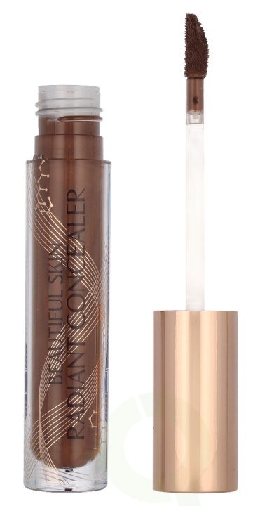 Charlotte Tilbury Beautiful Skin Radiant Concealer 7.2 g #17.5 Deep i gruppen SKØNHED & HELSE / Makeup / Makeup ansigt / Concealer hos TP E-commerce Nordic AB (D35425)