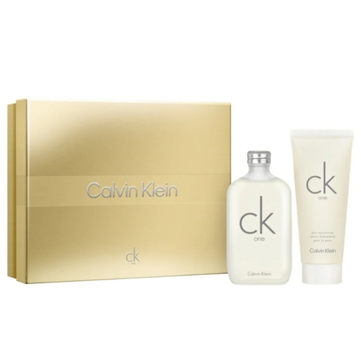 Calvin Klein Giftset Calvin Klein Ck One Edt 200ml + Body Lotion 200ml i gruppen SKØNHED & HELSE / Duft & Parfume / Parfume hos TP E-commerce Nordic AB (D35673)