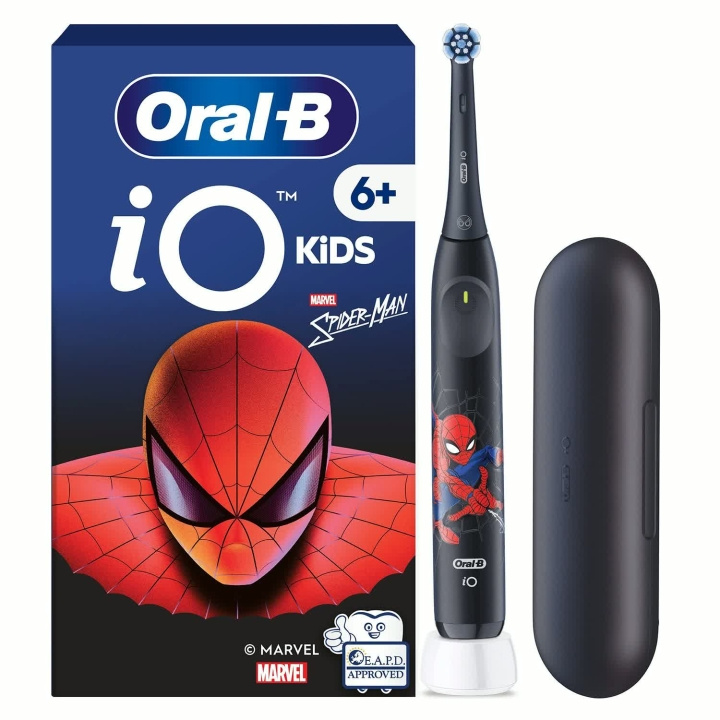 Oral B Eltandborste iO2 Kids 6+ Spiderman + resefordral i gruppen SKØNHED & HELSE / Oral pleje / Elektriske tandbørster hos TP E-commerce Nordic AB (D42830)