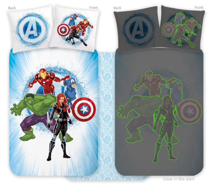 BrandMac Sengetøj – Juniorstørrelse 100 x 140 cm – Avengers 91 Glow (1029345) i gruppen LEGETØJ, BØRN & BABY / Børnetekstiler / Sengetøj hos TP E-commerce Nordic AB (D43074)