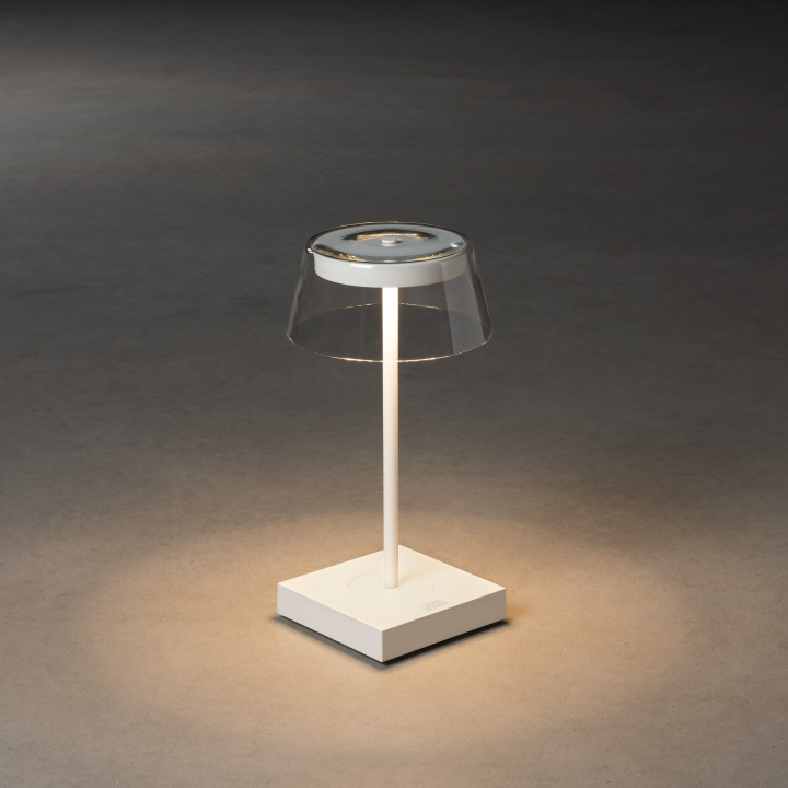 Konstsmide Bordslampa Scilla vit USB Konstsmide i gruppen HJEMMEELEKTRONIK / Lys / Bordlamper hos TP E-commerce Nordic AB (D45495)