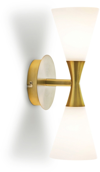 Herstal Vägglampa Harlekin Duo Mässing D105 Herstal i gruppen HJEMMEELEKTRONIK / Lys / Væglamper hos TP E-commerce Nordic AB (D45514)