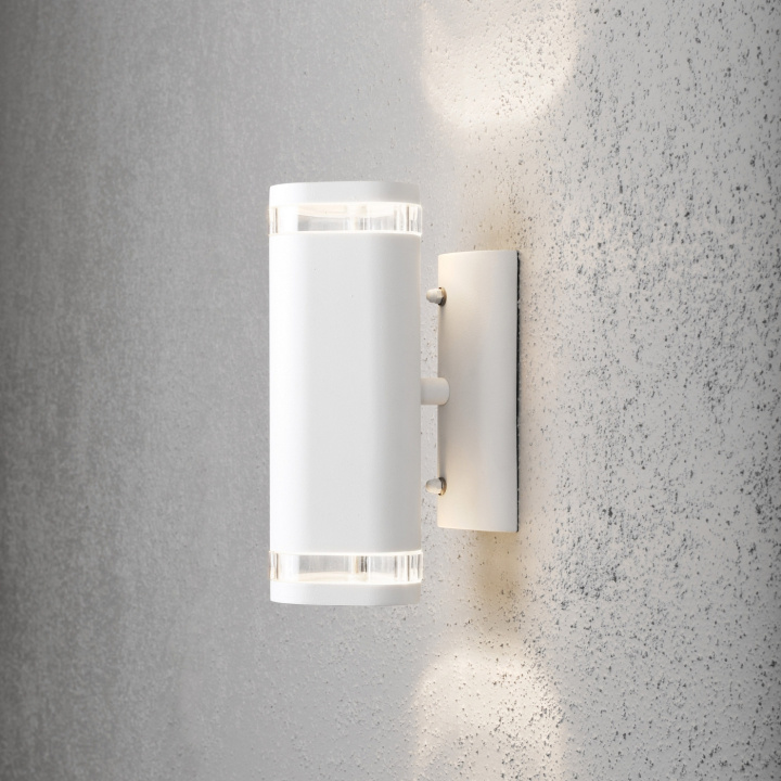 Konstsmide Vägglampa Modena 7512-250 Vit Konstsmide i gruppen HJEMMEELEKTRONIK / Lys / Væglamper hos TP E-commerce Nordic AB (D46083)