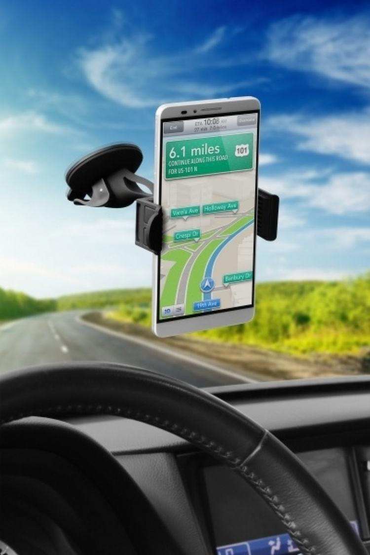 Technaxx bilholder til smartphones + biloplader med 4x USB-port (TE08) Technaxx bilholder til smartphones + biloplader med 4x USB-port (TE08)