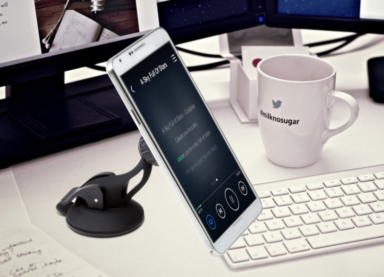 Technaxx Magnetisk bilholder til smartphones og tablets + biloplader (TE09) Technaxx Magnetisk bilholder til smartphones og tablets + biloplader (TE09)