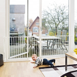 Baby Dan FLEX L 90-223 cm vit (56224-10400-10) Baby Dan FLEX L 90-223 cm vit (56224-10400-10)