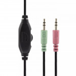 DELTACO headset, volumenkontrol på kablet, 2 x 3,5 mm, 2,5 m kabe