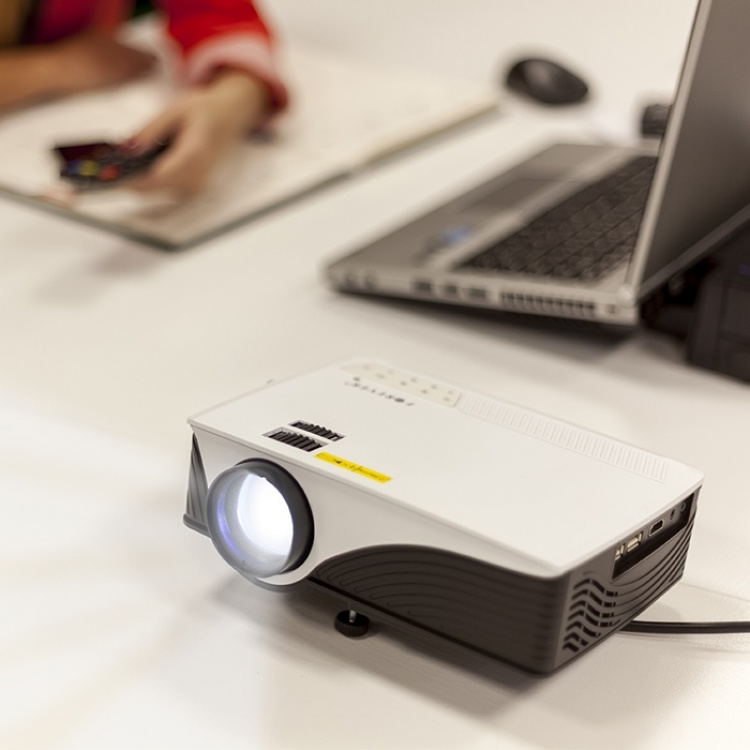 Forever MLP-110, LED-Projektor med Android Smart TV & WiFi