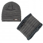 Hat og halstørklæde, grå