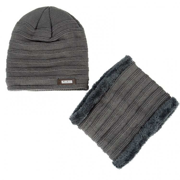 Hat og halstørklæde, grå