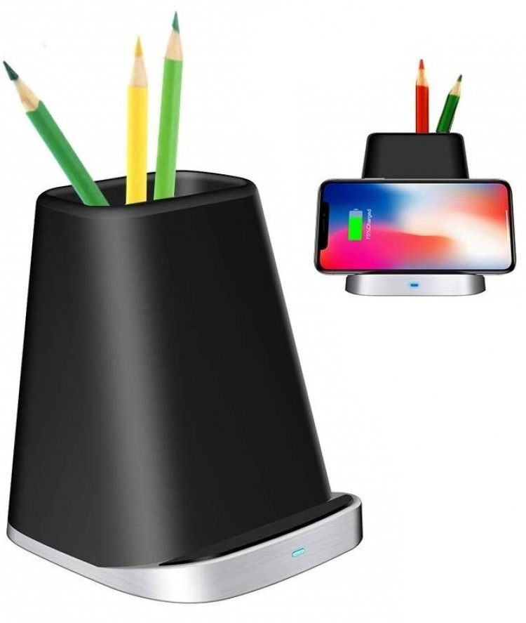 Pladsbesparende pennestativ med trådløs Qi-opladning