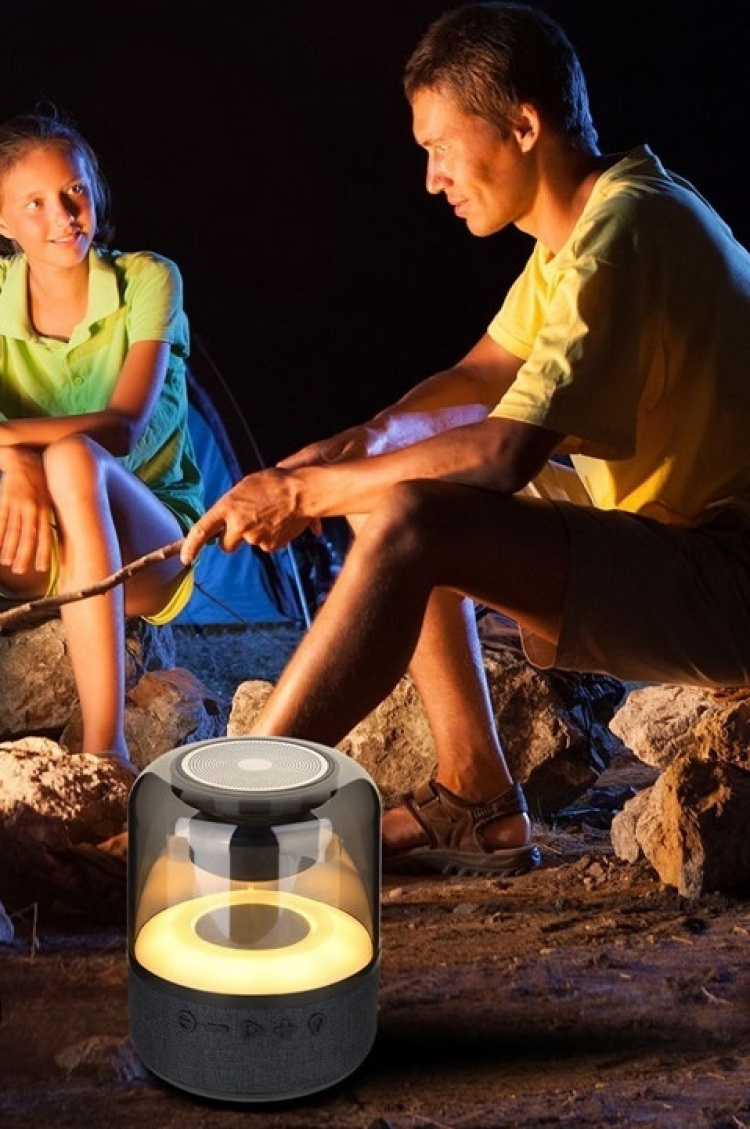 Højttaler TRANSPARENT SMOKE med stofpanel og flerfarvet LED Højttaler TRANSPARENT SMOKE med stofpanel og flerfarvet LED