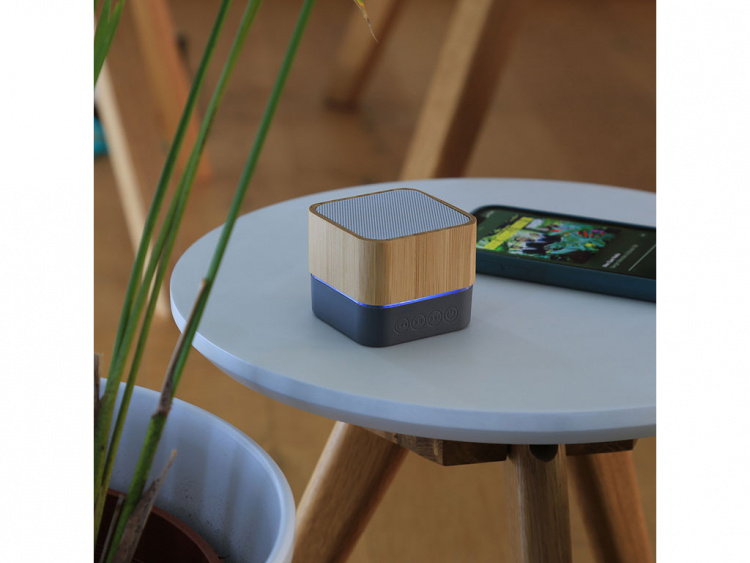 Bluetooth mini-træhøjttaler til kontoret, Grå