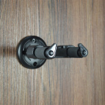 Vægmonteret guitarkrog