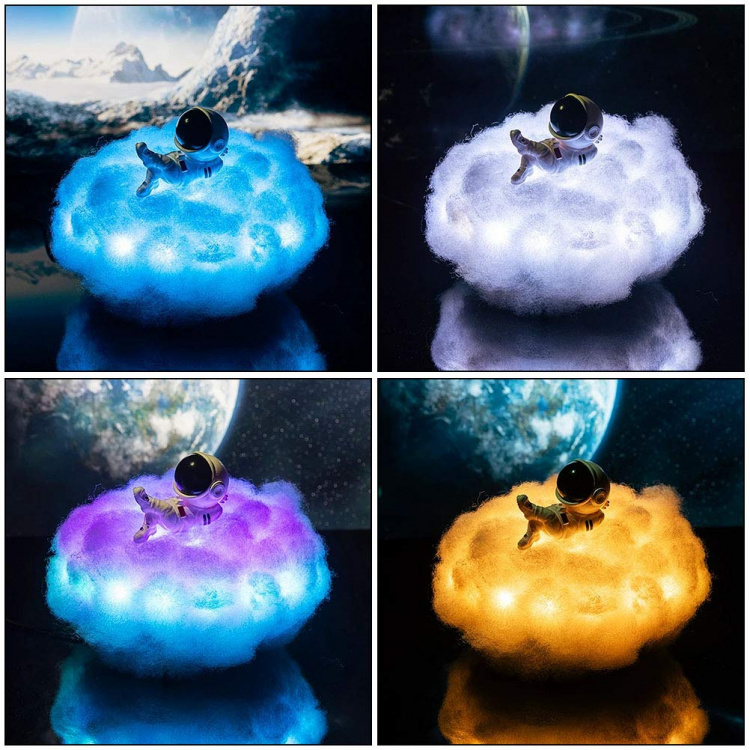 Natlampe - Fluffy sky med astronaut