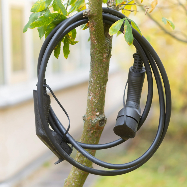 DELTACO e-Charge, cable type 2 - type 2, 3 phase, 16A, 3M DELTACO e-Charge, cable type 2 - type 2, 3 phase, 16A, 3M