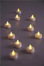 DAY Batteridrevne LED-lys med realistisk flamme, 24 stk 