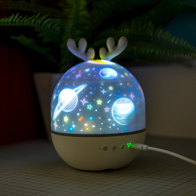 Multifunktionel lampeprojektor, hjort