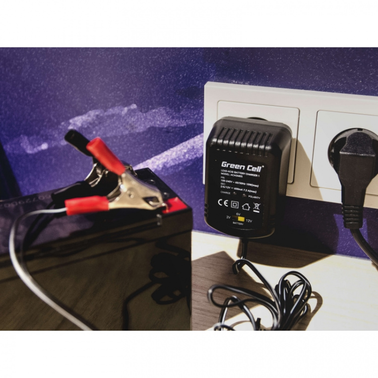 Green Cell Universal batterilader AGM 2V/6V/12V Green Cell Universal batterilader AGM 2V/6V/12V