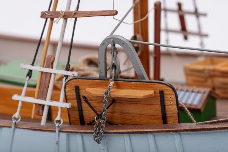 Billing Boats 1:33 Mary Ann - wooden hull