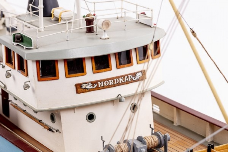 Billing Boats 1:50 Nordkap - wooden hull Billing Boats 1:50 Nordkap - wooden hull
