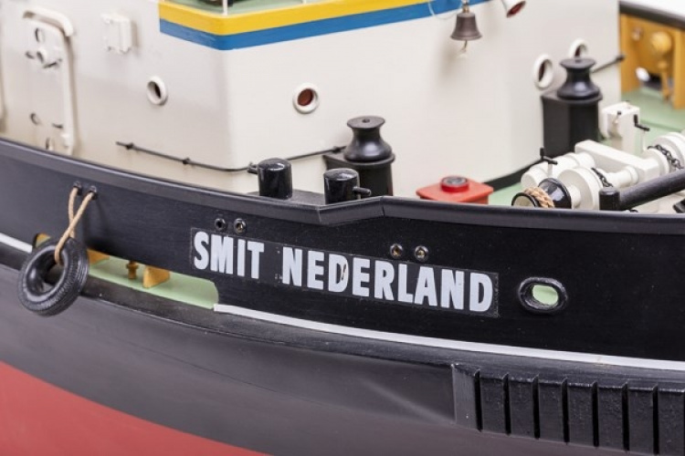Billing Boats 1:33 Smit Nederland - Plastic hull Billing Boats 1:33 Smit Nederland - Plastic hull