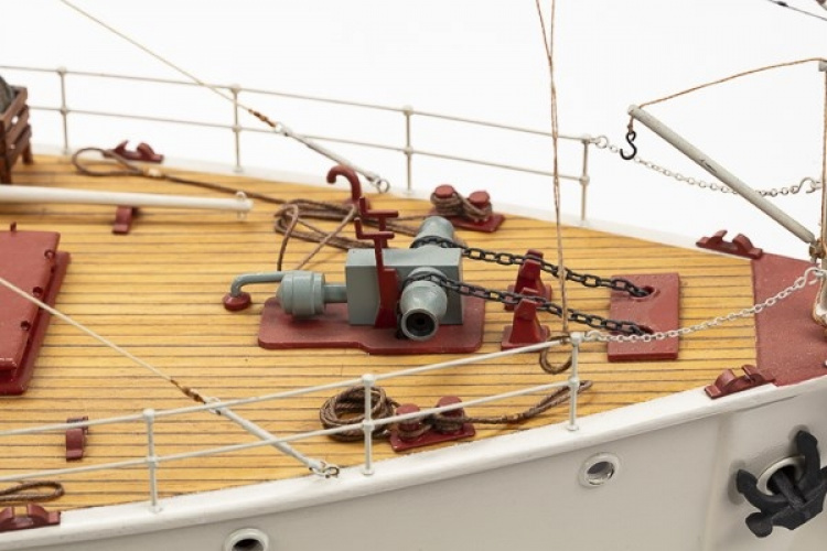 Billing Boats 1:45 Calypso - plastic hull Billing Boats 1:45 Calypso - plastic hull