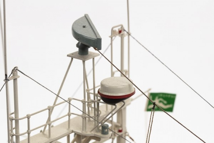 Billing Boats 1:45 Calypso - plastic hull Billing Boats 1:45 Calypso - plastic hull