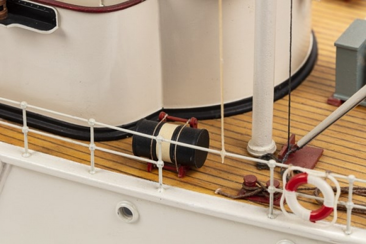 Billing Boats 1:45 Calypso - plastic hull Billing Boats 1:45 Calypso - plastic hull