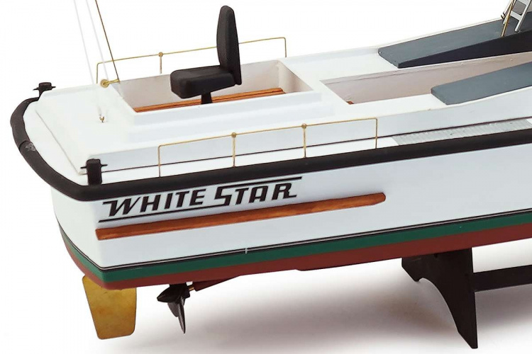 Billing Boats 1:30 White Star - Plastic hull