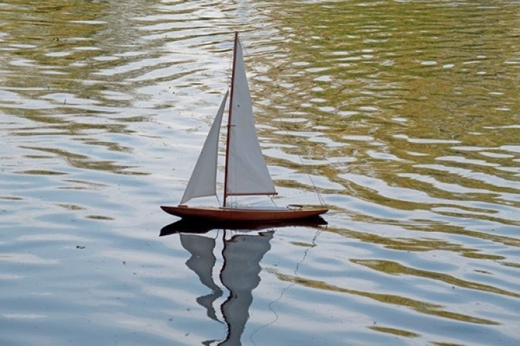 Billing Boats 1:12 Dragen -Wooden hull