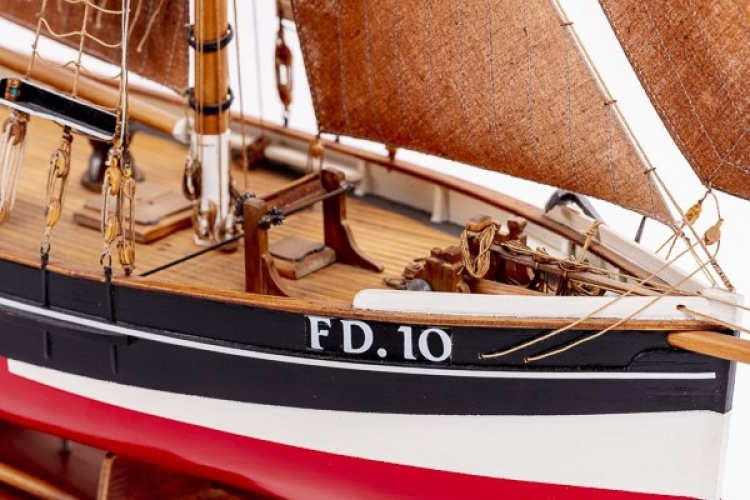 Billing Boats 1:50 FD 10 Yawl -Wooden hull