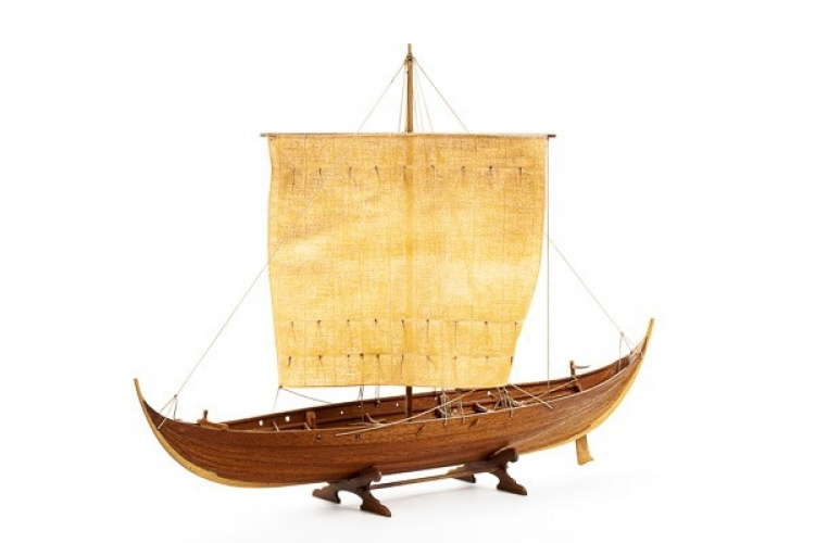 Billing Boats 1:25 Roar Ege -Wooden hull