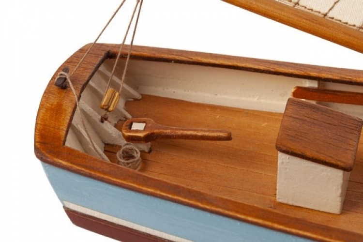Billing Boats 1:50 HENRIETTE MARIE - Wooden hull