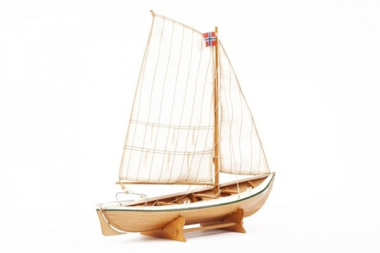 Billing Boats 1:20 TORBORG - Wooden hull
