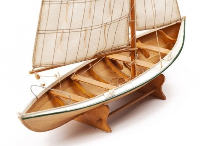 Billing Boats 1:20 TORBORG - Wooden hull