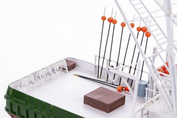 Billing Boats 1:60 Andrea Gail -Wooden hull