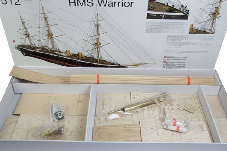 Billing Boats 1:100 HMS Warrior -Wooden hull Billing Boats 1:100 HMS Warrior -Wooden hull