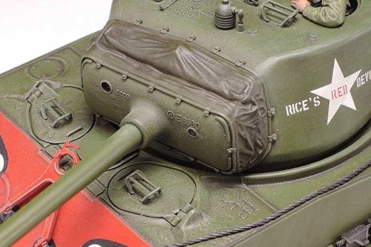 TAMIYA 1/35 U.S. Medium Tank M4A3E8 Sherman \'\'Easy Eight\'\'